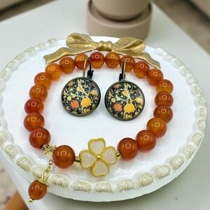 The Sierra Bracelet and Vintage Feel Floral Orange Print Earrings Bundle